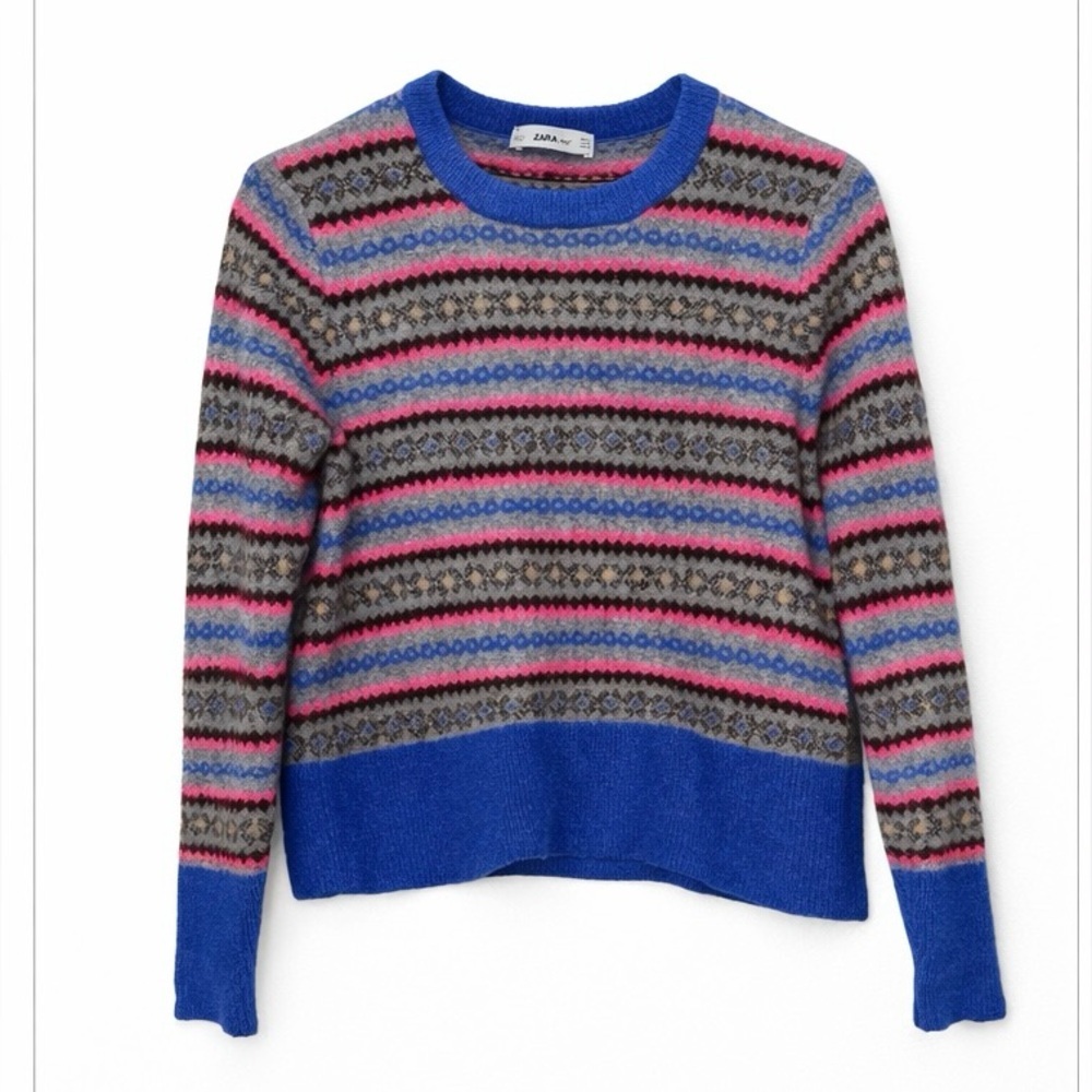 💗 ZARA Swiss Alps Stripe Sweater